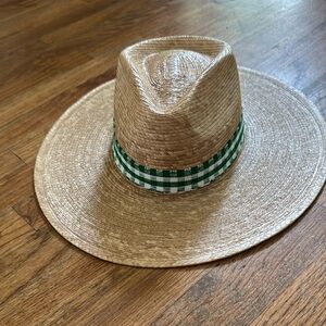 Stylish Tan Straw Hat with Green Band